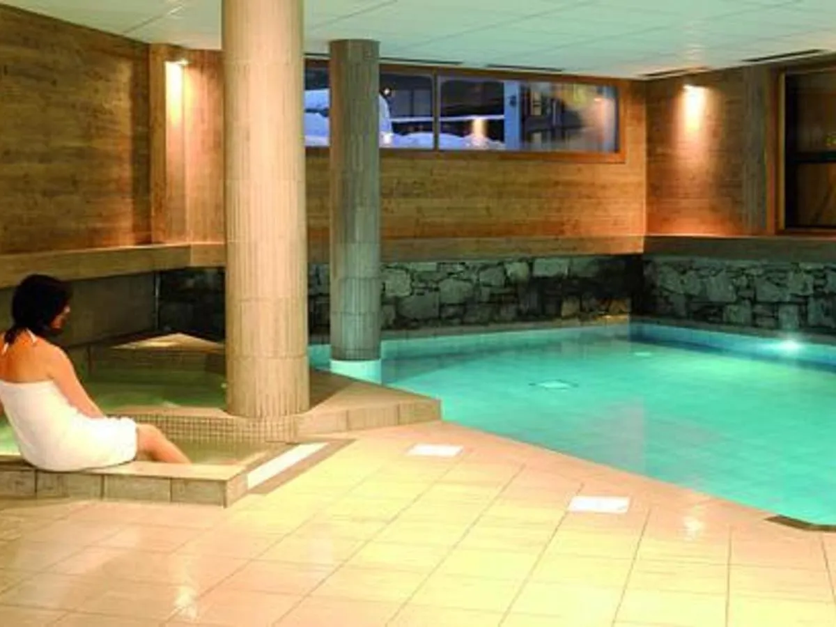 Charmant T2 Cabine Avec Spa Et Piscine, Proche Centre Et Pistes De Ski - Les Gets - Fr-1-598-85