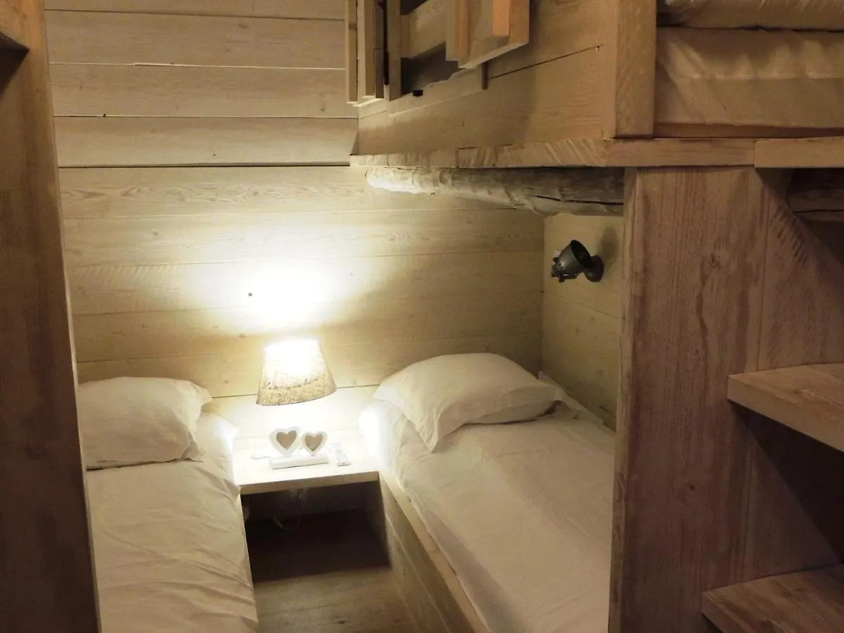 Charmant T2 Cabine Avec Spa Et Piscine, Proche Centre Et Pistes De Ski - Les Gets - Fr-1-598-85 France